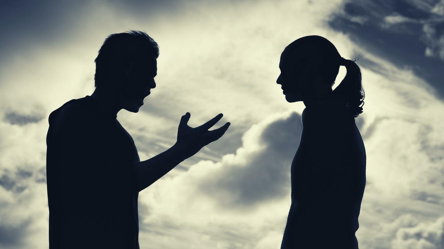 5 signs you are being manipulated by your partner