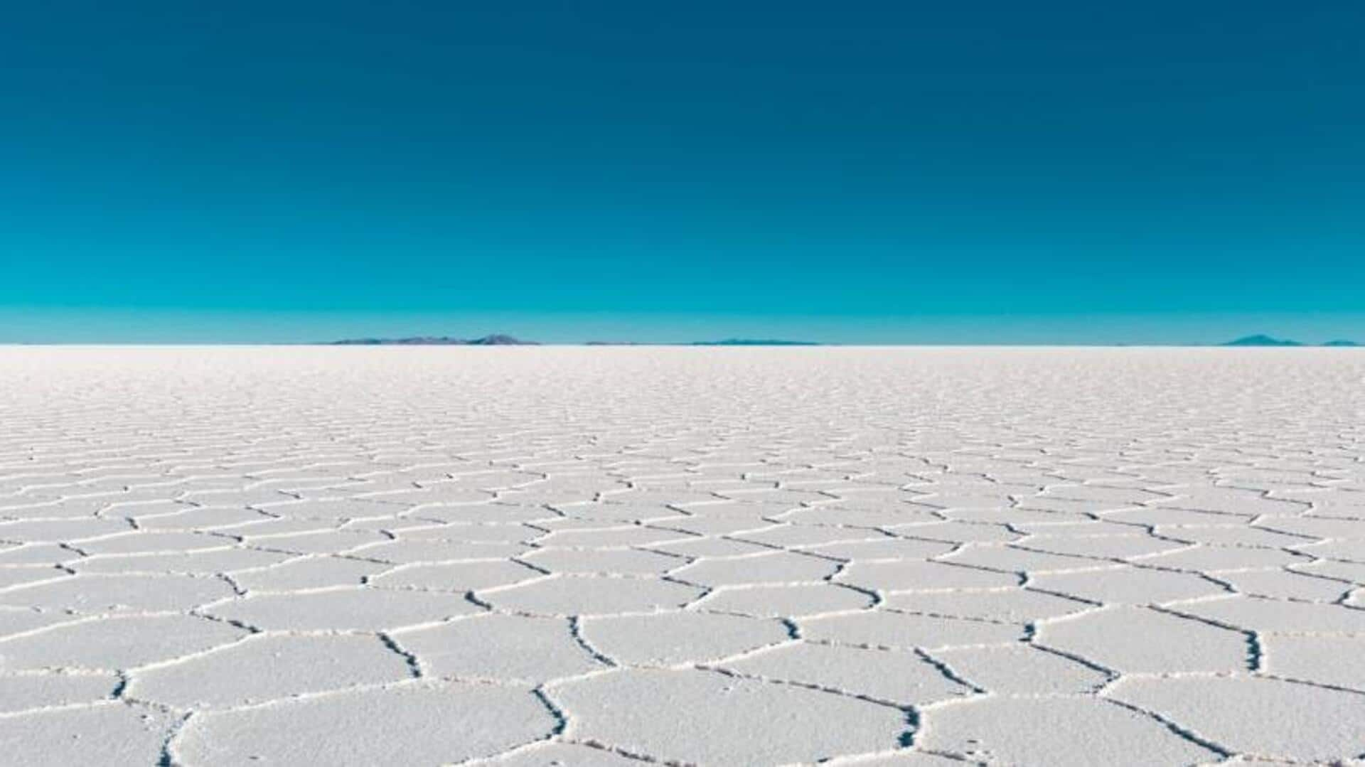 Marvel at Bolivia's Uyuni Salt Flats: A surreal landscape