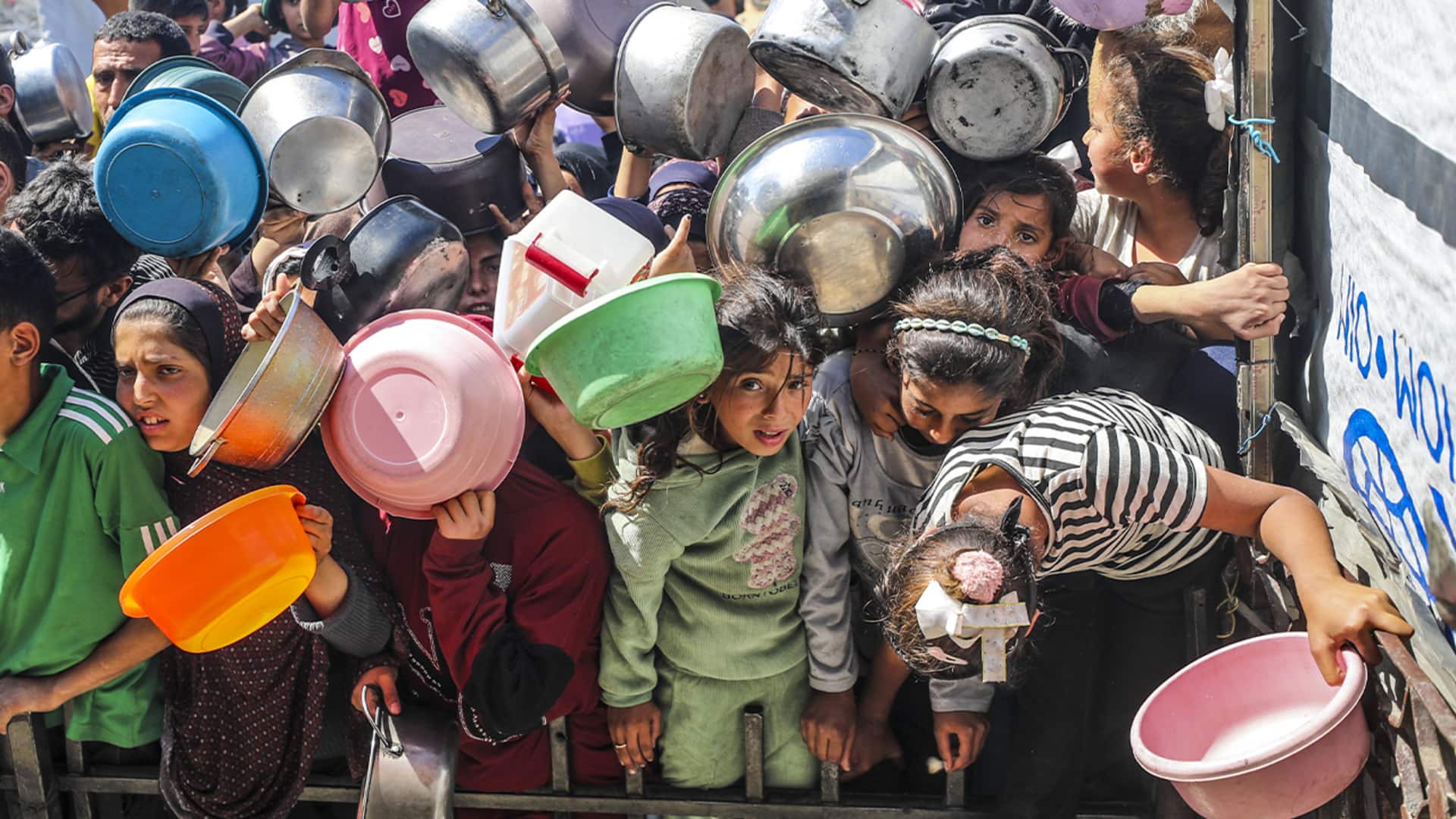 Israeli public figures seek sanctions against Israel for 'starving Gazans' Israeli public figures seek sanctions against Israel for 'starving Gazans'