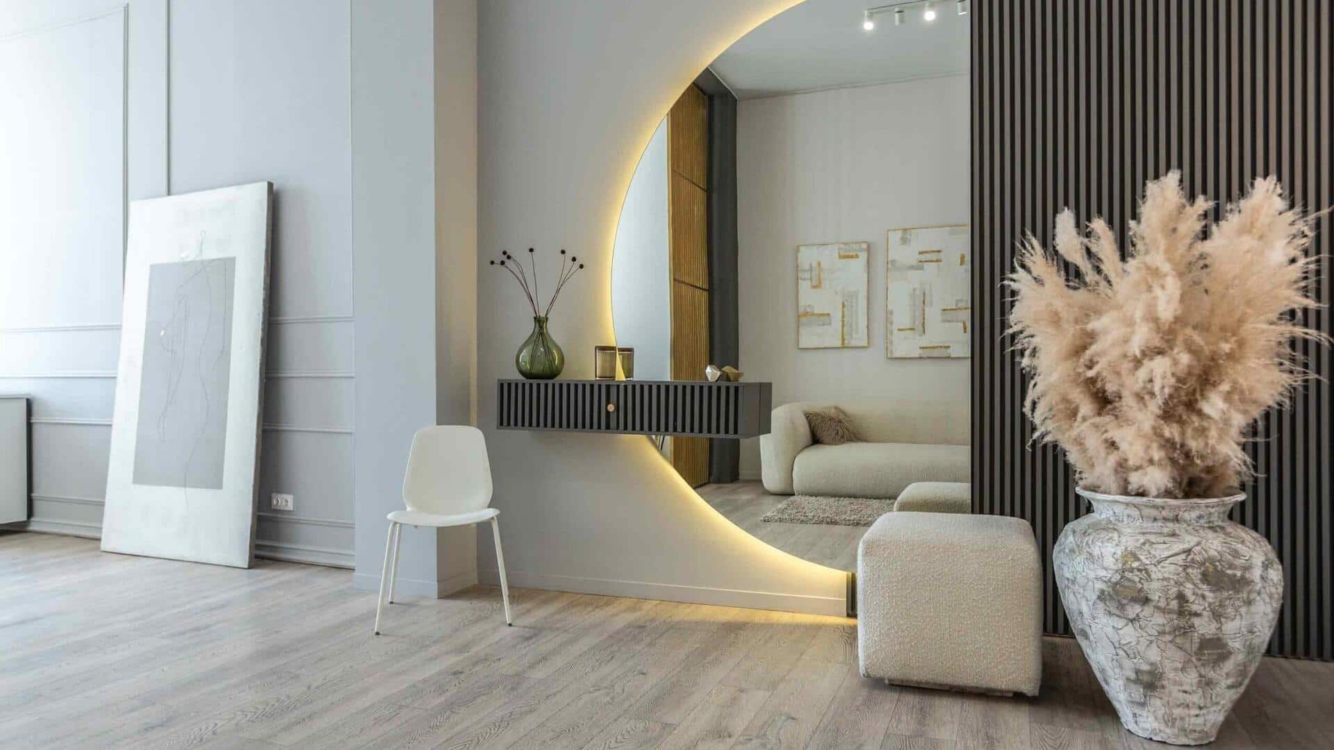 How to incorporate mirrored furniture into your home decor