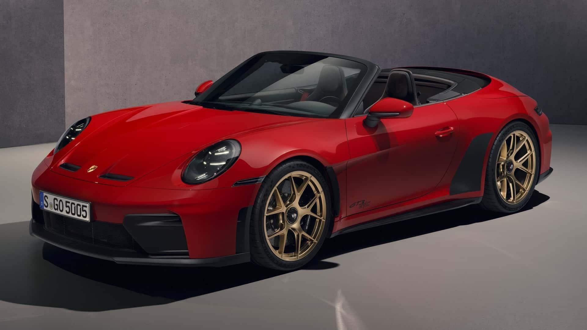 Porsche's 1st GT3 car with a retractable roof is here