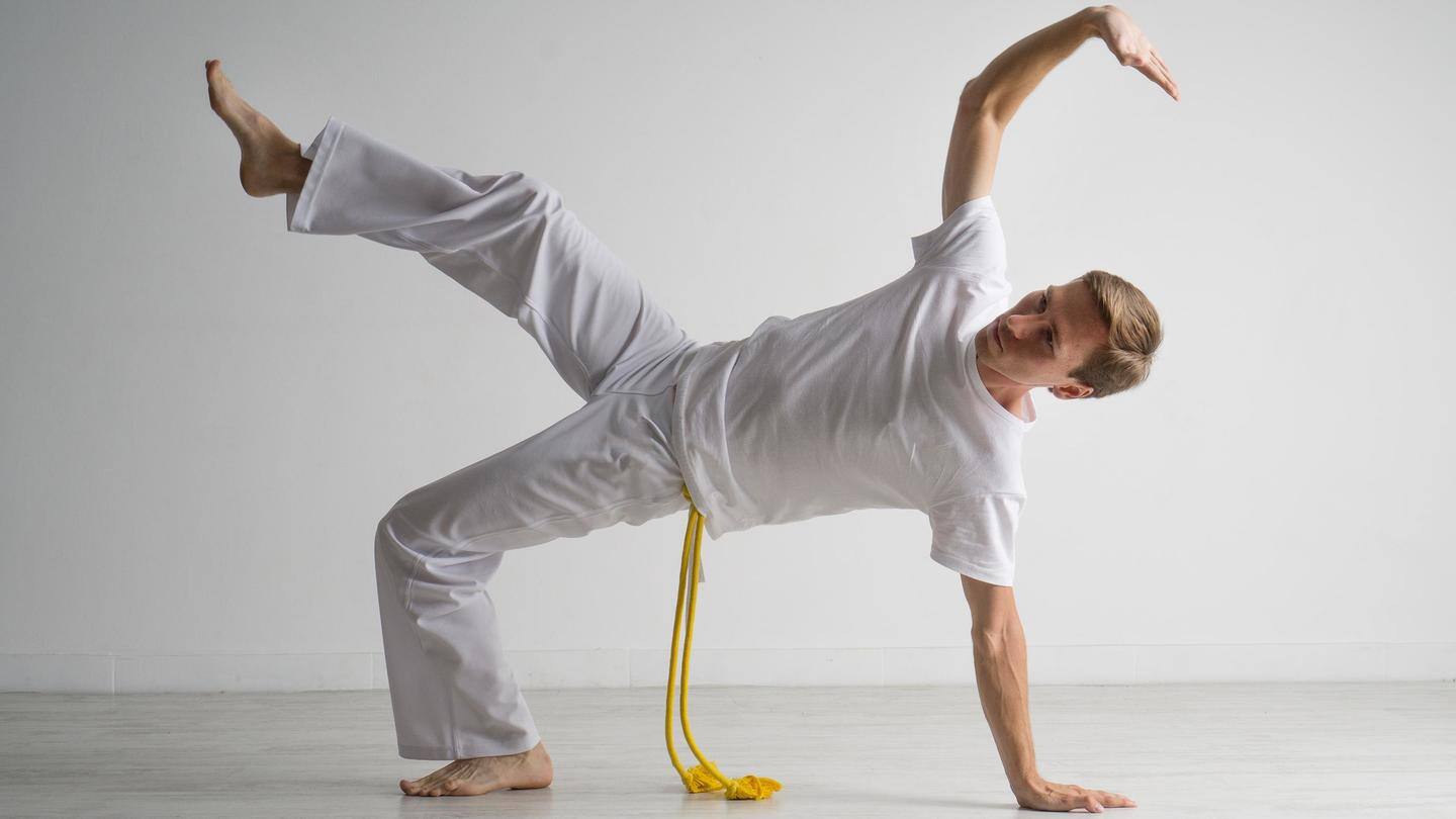Capoeira The Brazilian Workout That Is Gaining Popularity Worldwide Newsbytes Capoeira The Brazilian Workout That Is Gaining Popularity Worldwide Newsbytes