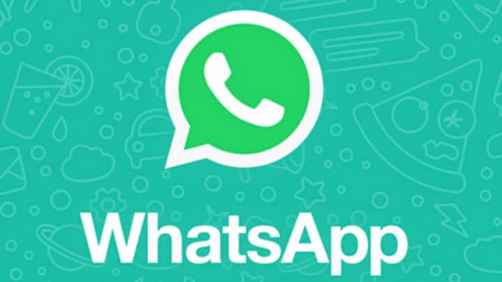 How to use picture-in-picture video calls feature on WhatsApp iOS?