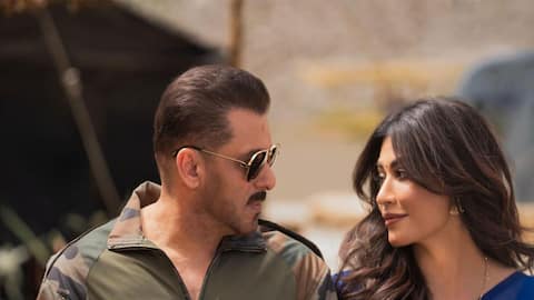 'Maatrubhumi': Salman drops new version of 'Main Hoon' 