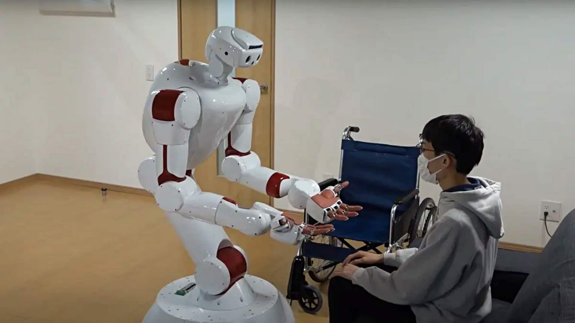 This AI-driven humanoid robot can assist in elderly care