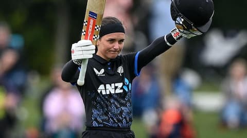 Amelia Kerr makes records with her 2nd Women's T20I hundred