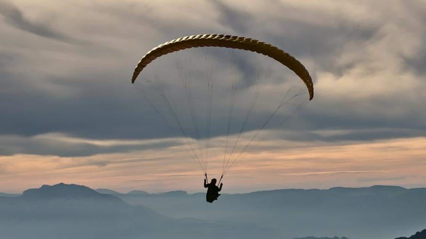 Paragliding in Bhimtal Paragliding in Bhimtal