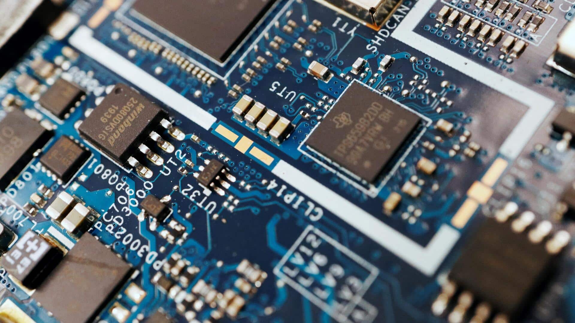 Dutch tech giant ASML might venture into chipmaking in India Dutch tech giant ASML might venture into chipmaking in India