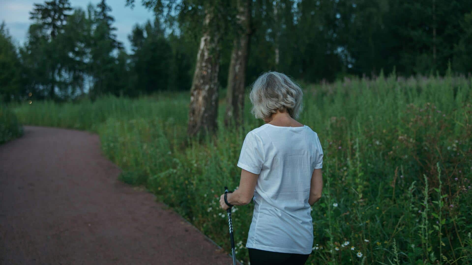 5 health benefits of Nordic walking you should know