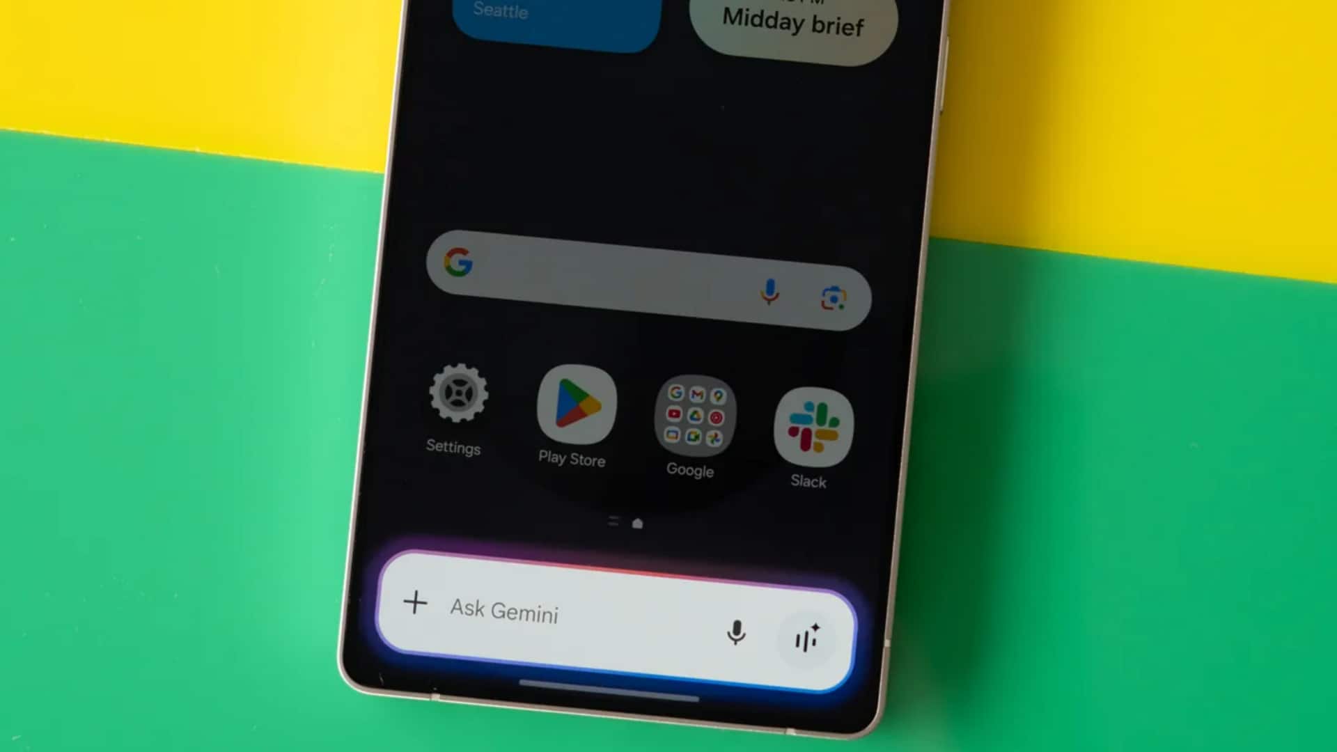 Google is delaying Gemini rollout, Assistant to remain on Android 