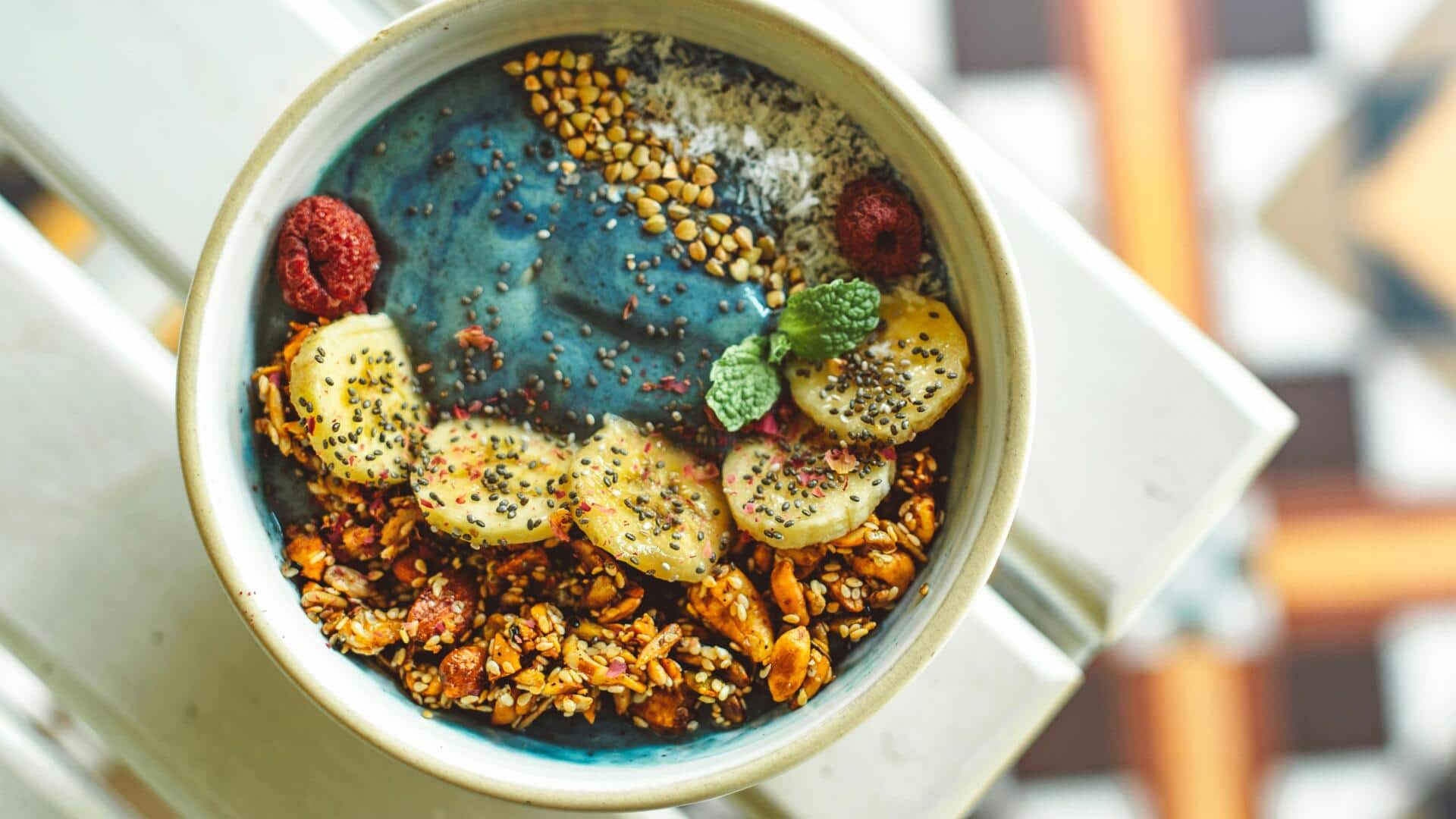 Why spirulina granola is the new healthy breakfast trend