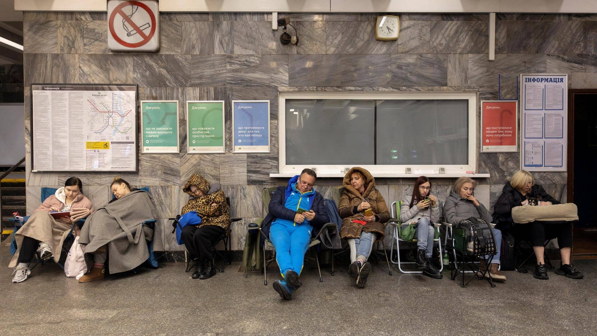 Powerful explosions rock Kyiv ahead of Zelenskyy-Trump meeting