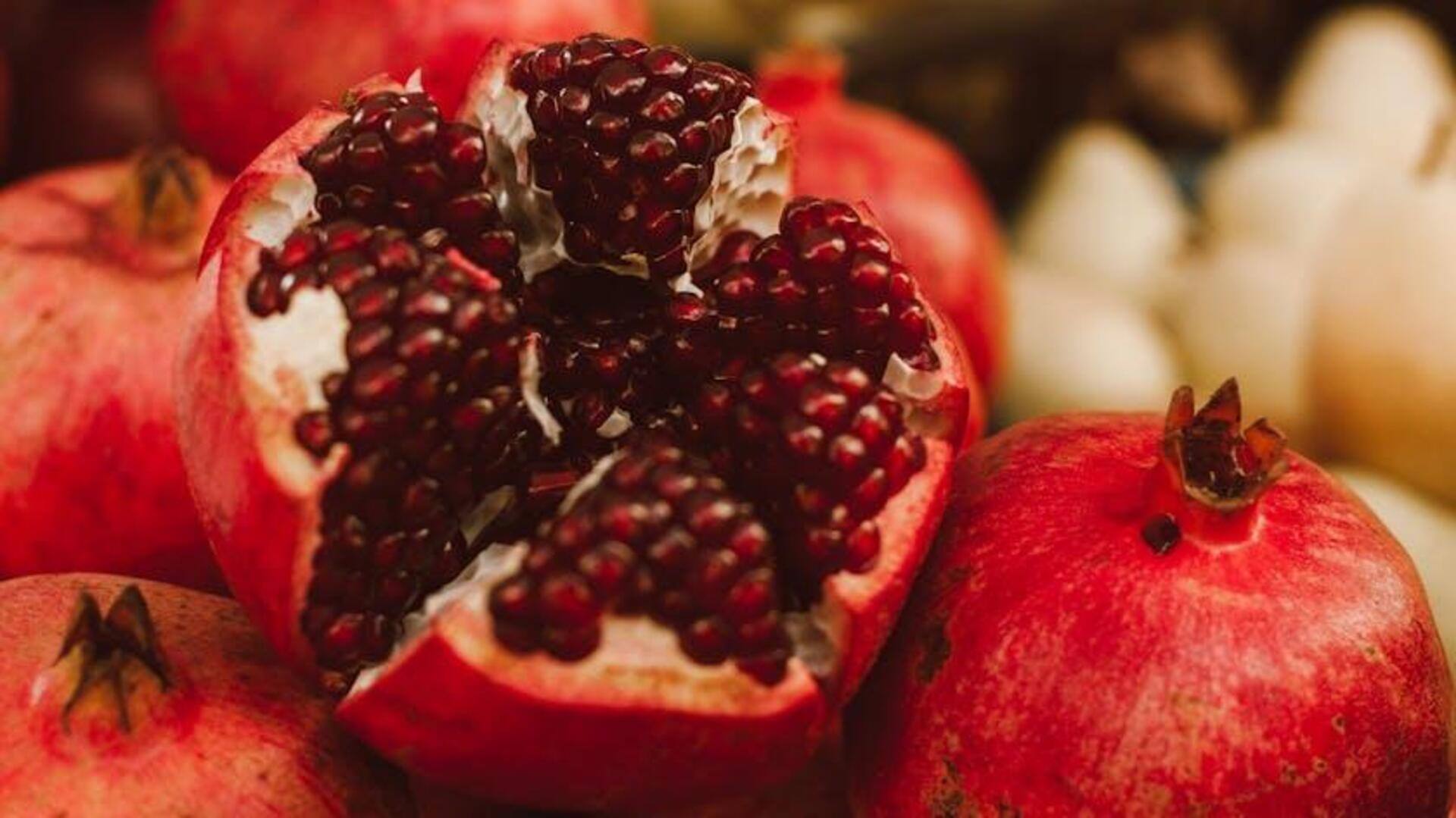 Top reasons to add pomegranates to your diet Top reasons to add pomegranates to your diet