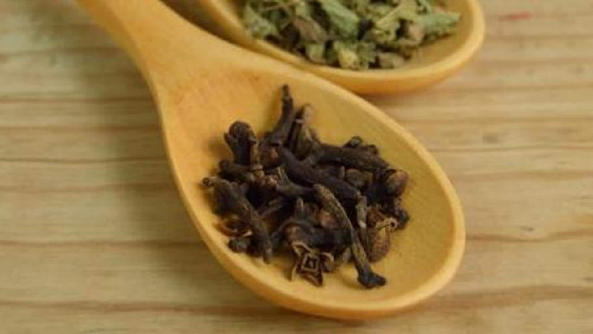 Fix sore throat with cloves