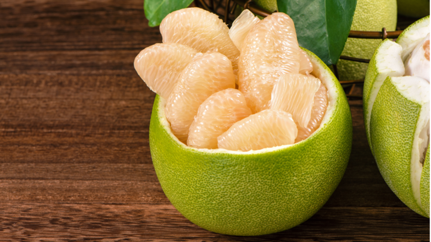 5 surprising health benefits of pomelo