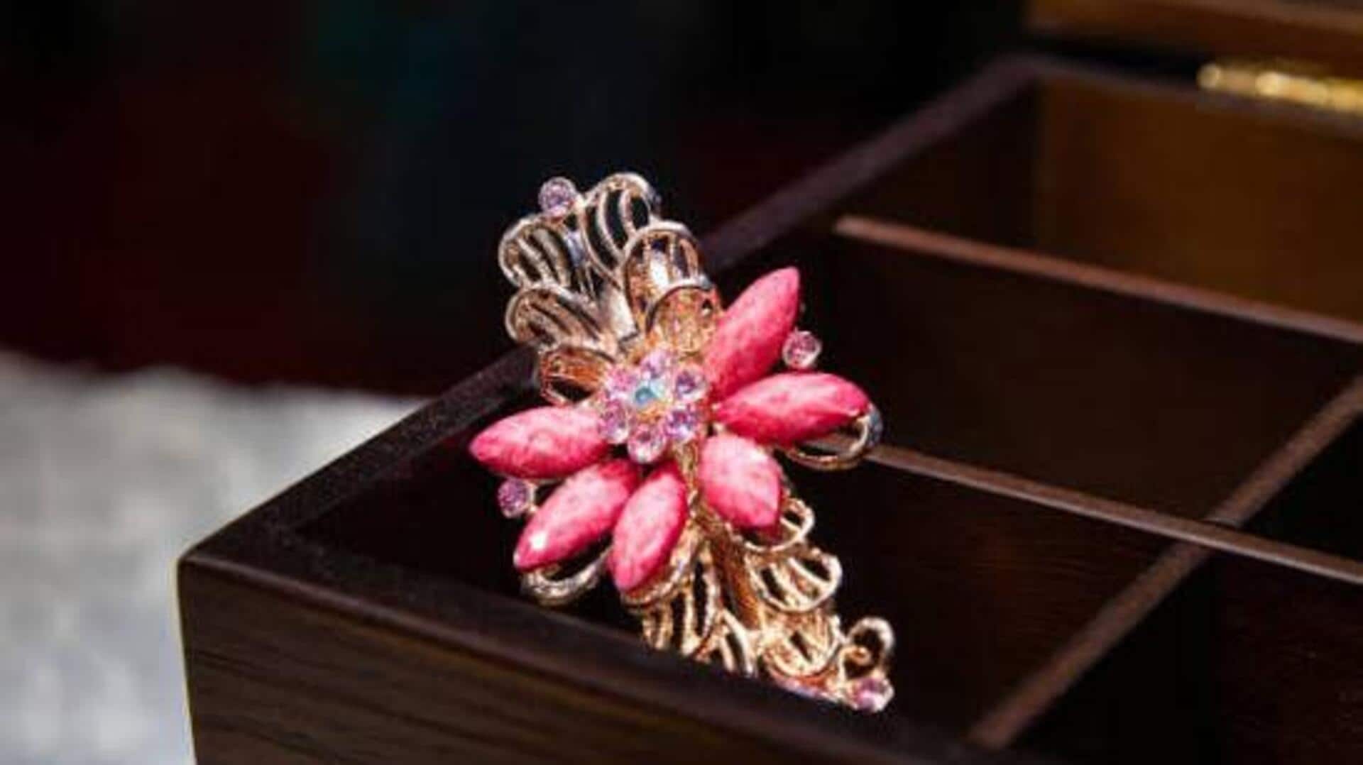 For that little style boost, add a brooch 