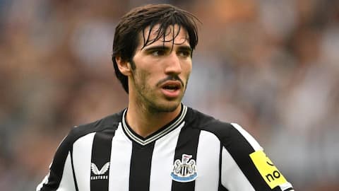 Premier League: Top central midfielders who could cost £100 million