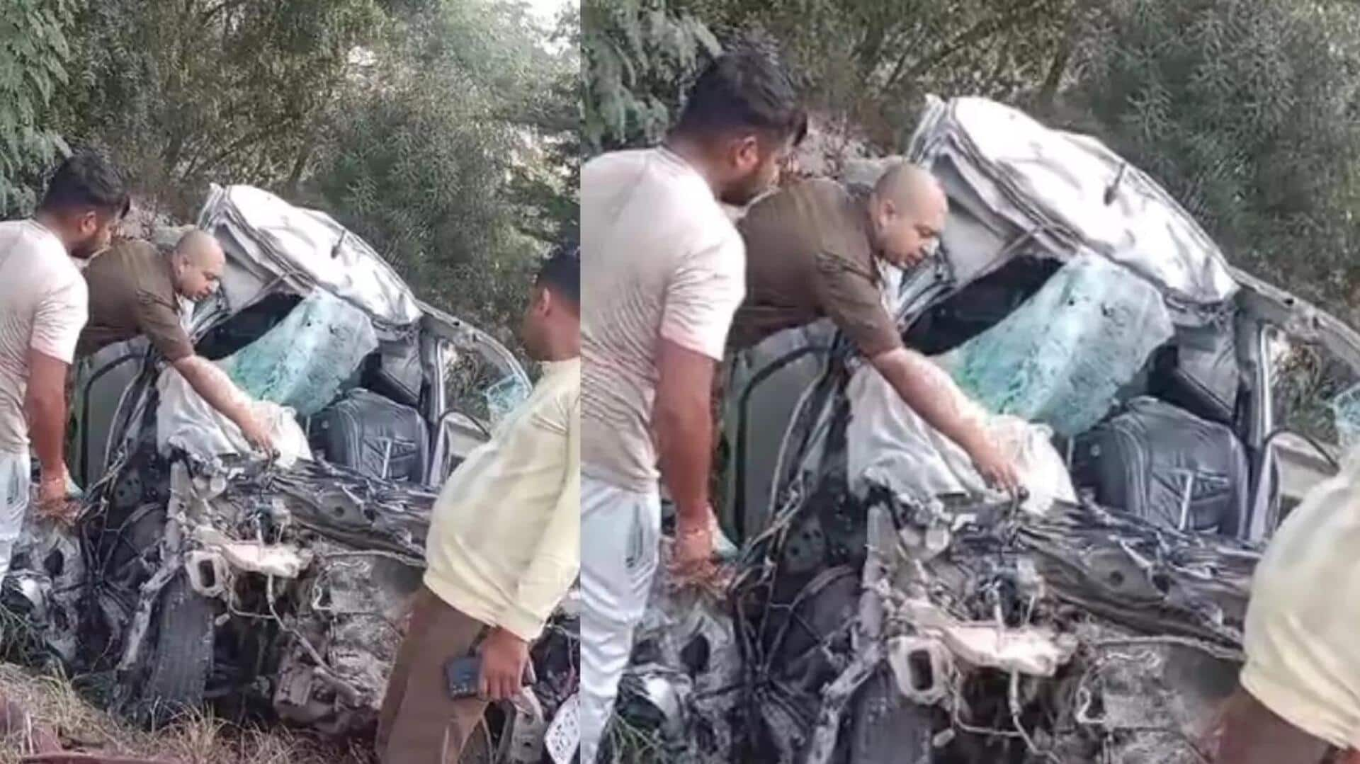 Car rams into truck on Greater Noida Expressway, 5 killed 