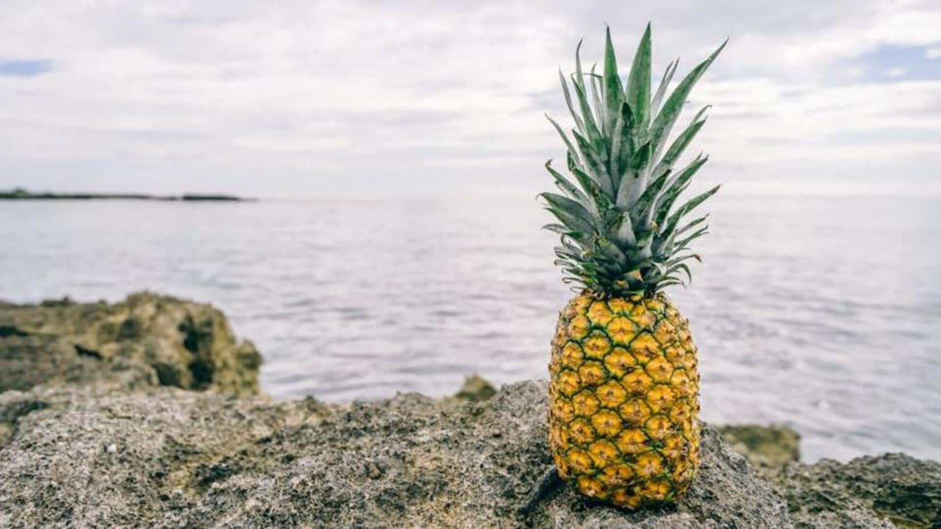 Pineapple v/s papaya: Which is healthier? Pineapple v/s papaya: Which is healthier?