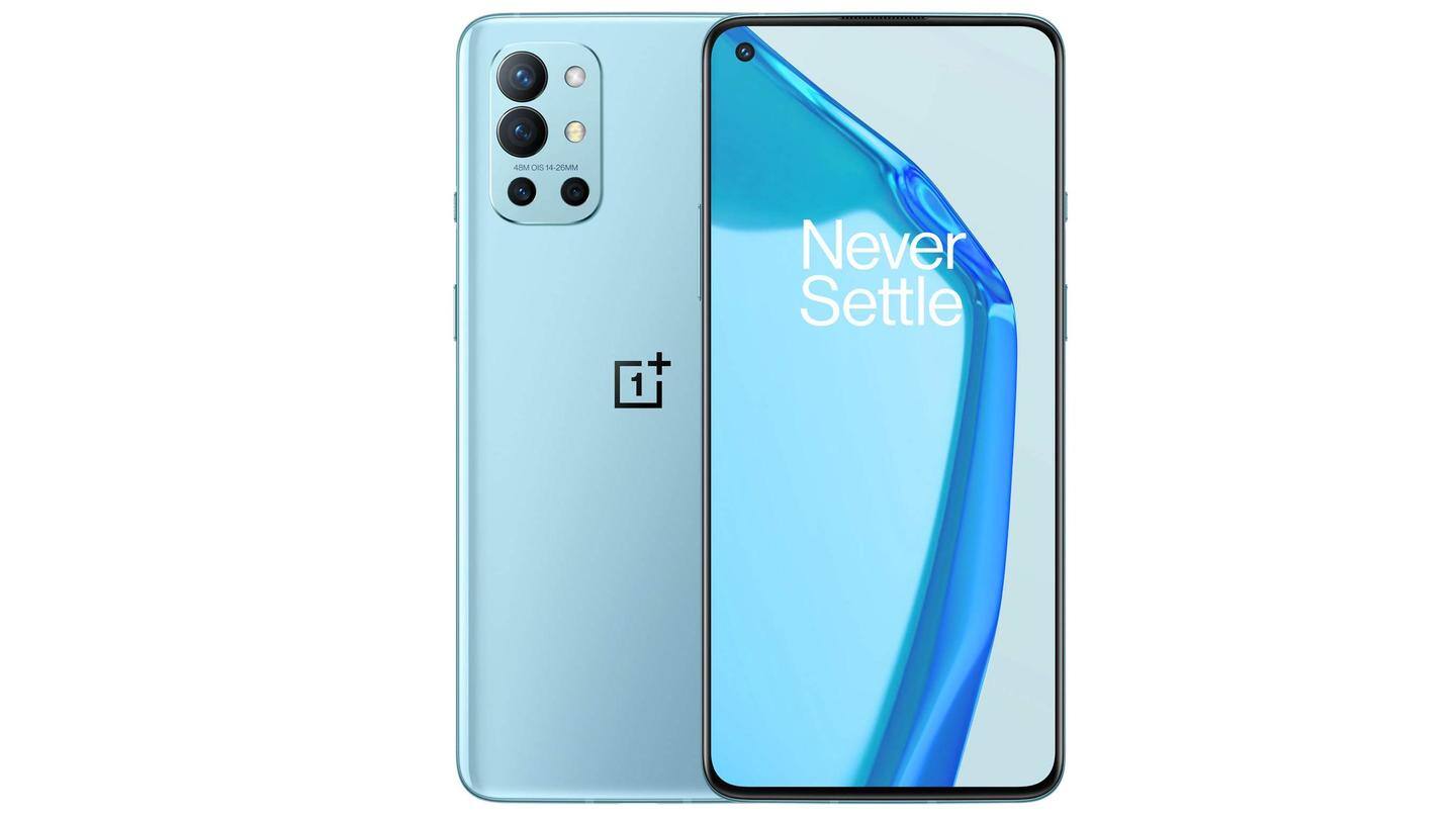 The phone sports a 120Hz Fluid AMOLED screen The phone sports a 120Hz Fluid AMOLED screen