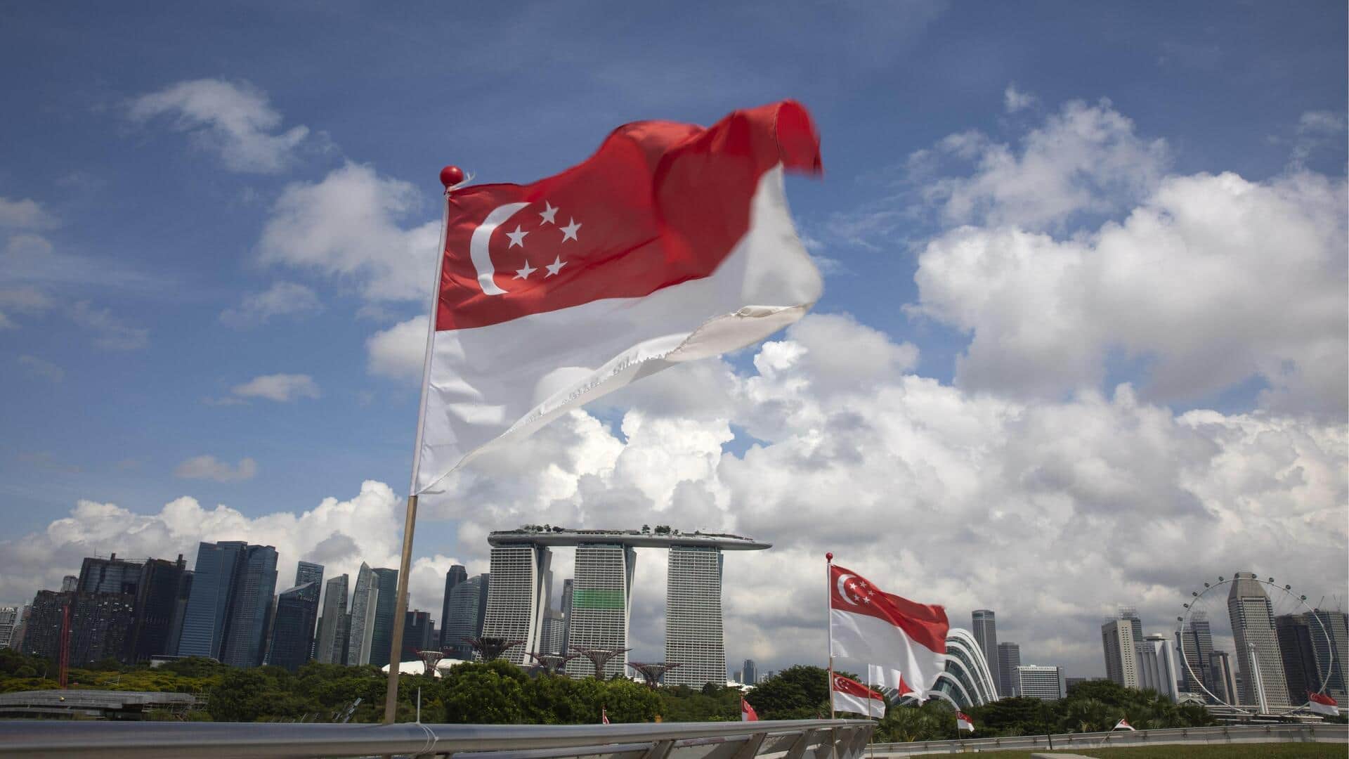 Singapore avoids recession as economy grows 4.3% in Q2 Singapore avoids recession as economy grows 4.3% in Q2