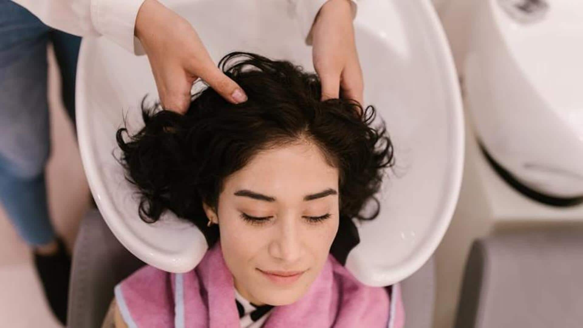 Eco-friendly hair wash routines: Water-saving tips