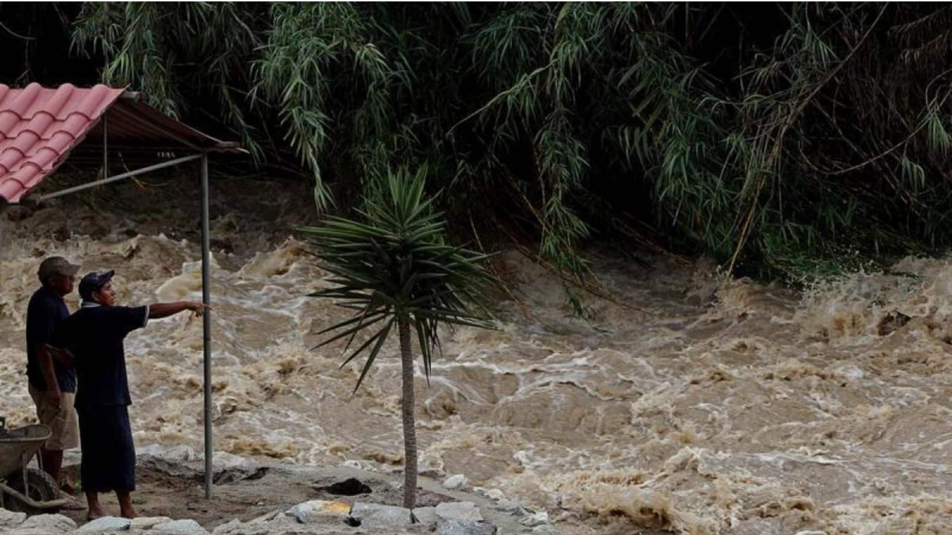 Peru: Landslide sinks boats, 12 dead, 40 missing