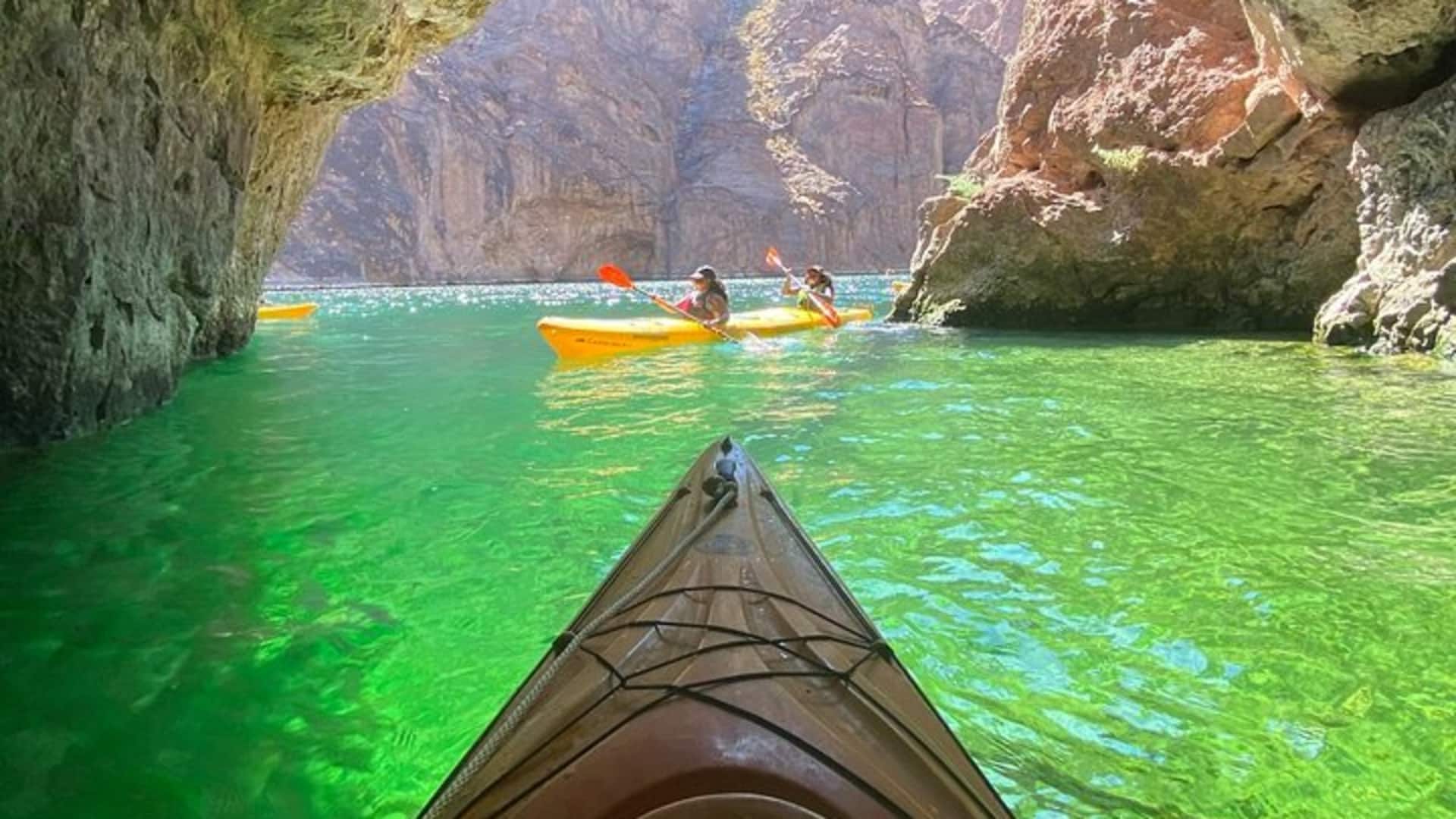 Kayaking through stunning emerald waters: Top spots Kayaking through stunning emerald waters: Top spots