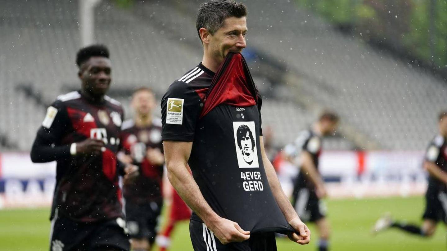 Lewandowski remains the second-highest scorer in Bundesliga Lewandowski remains the second-highest scorer in Bundesliga