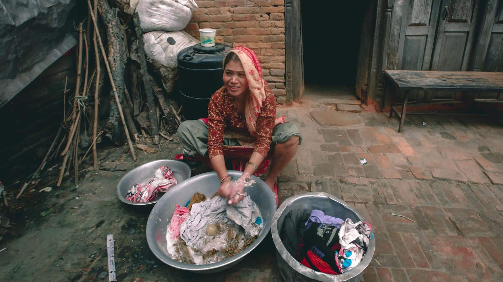 How to keep your clothes looking new