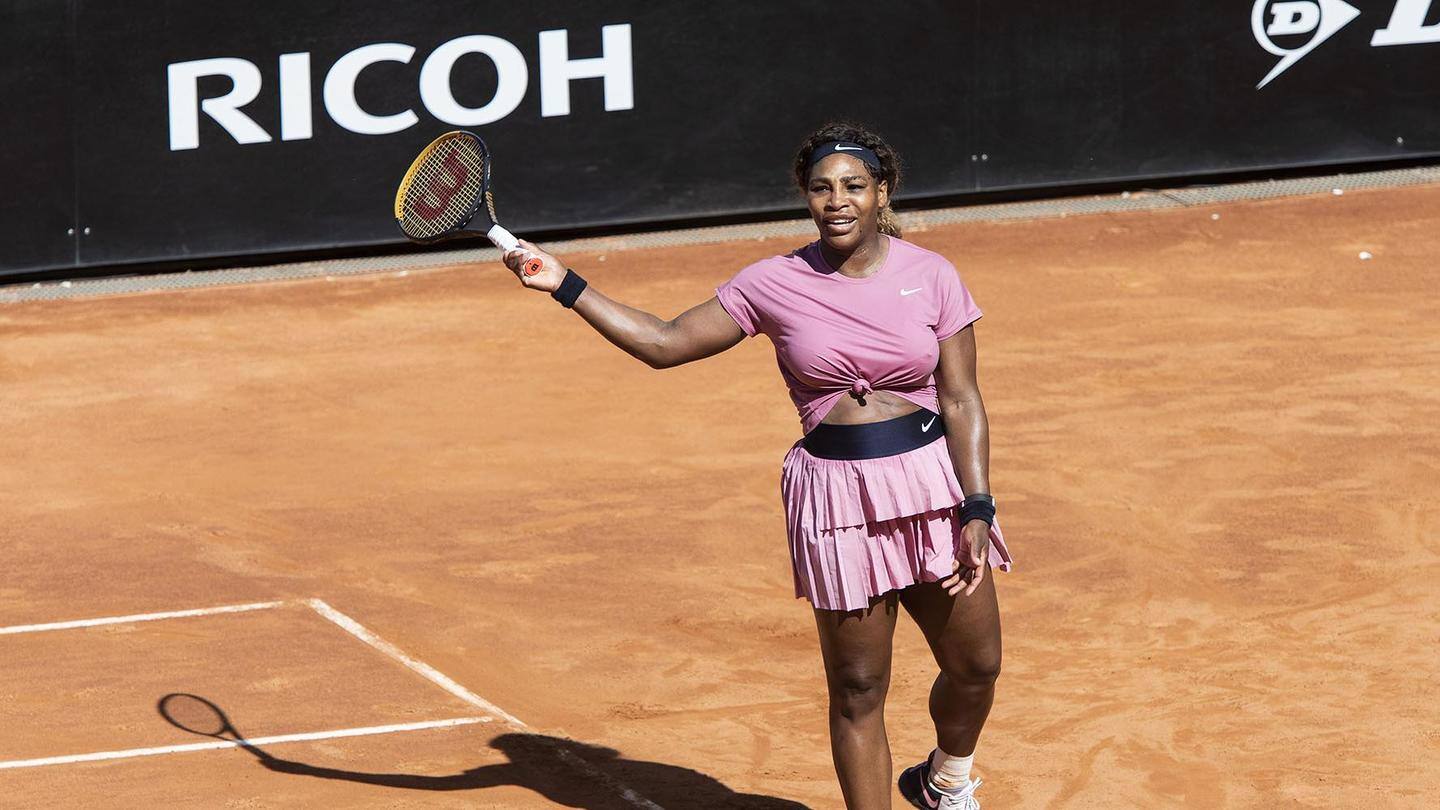 Serena becomes third active women's player with 1,000-plus WTA matches Serena becomes third active women's player with 1,000-plus WTA matches