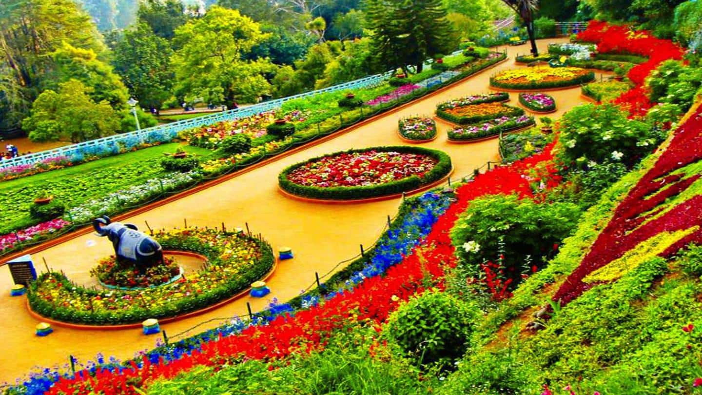 What are the most famous gardens in the country?