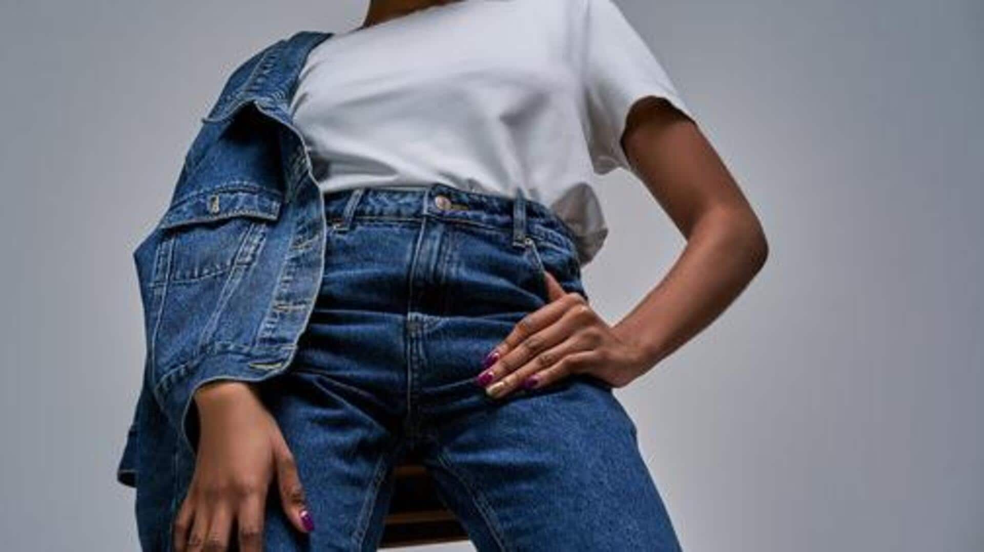 Fashion lovers, these denim looks are timeless 