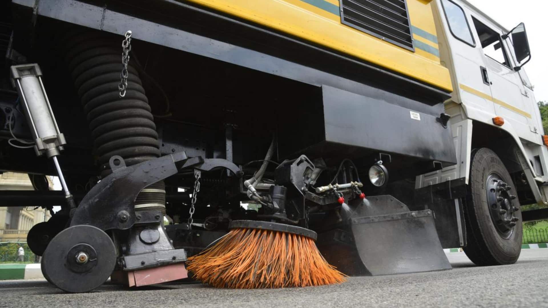 Only 5% of Delhi roads swept by pollution-reducing machines: Report