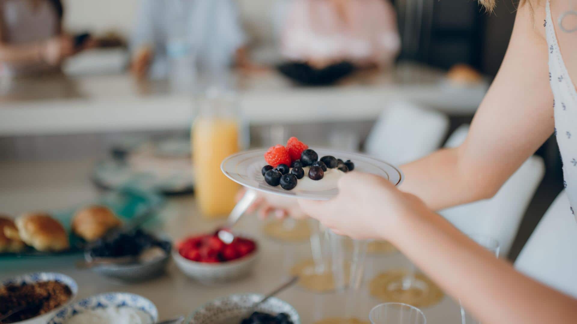 How to plan the perfect outdoor brunch