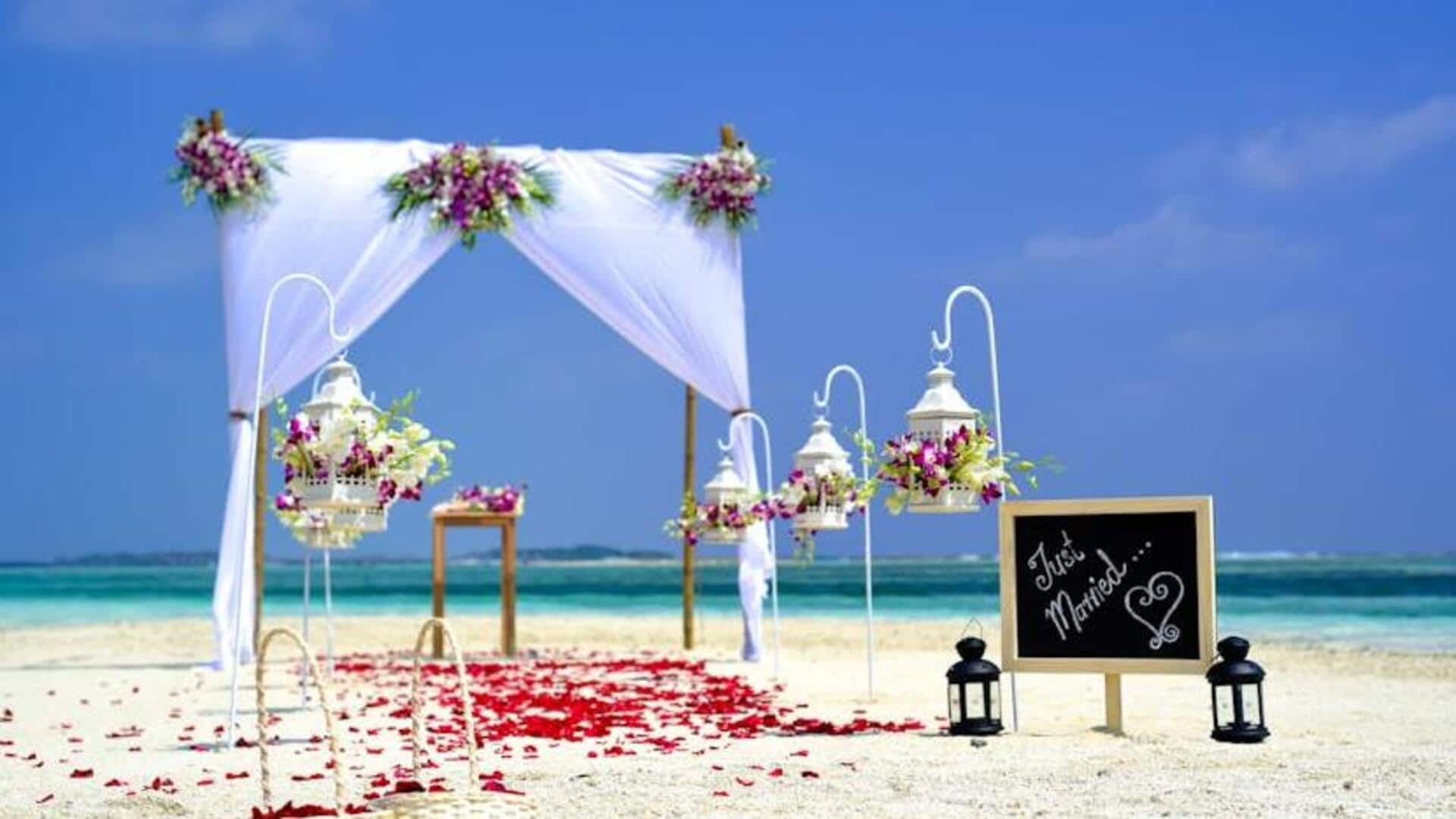 A guide to affordable beach wedding decorations