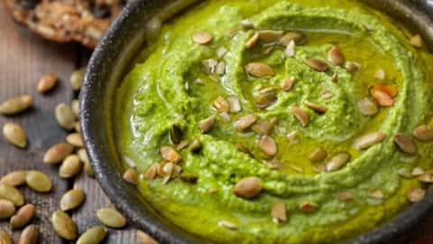 Turmeric avocado spread: Our new favorite dip