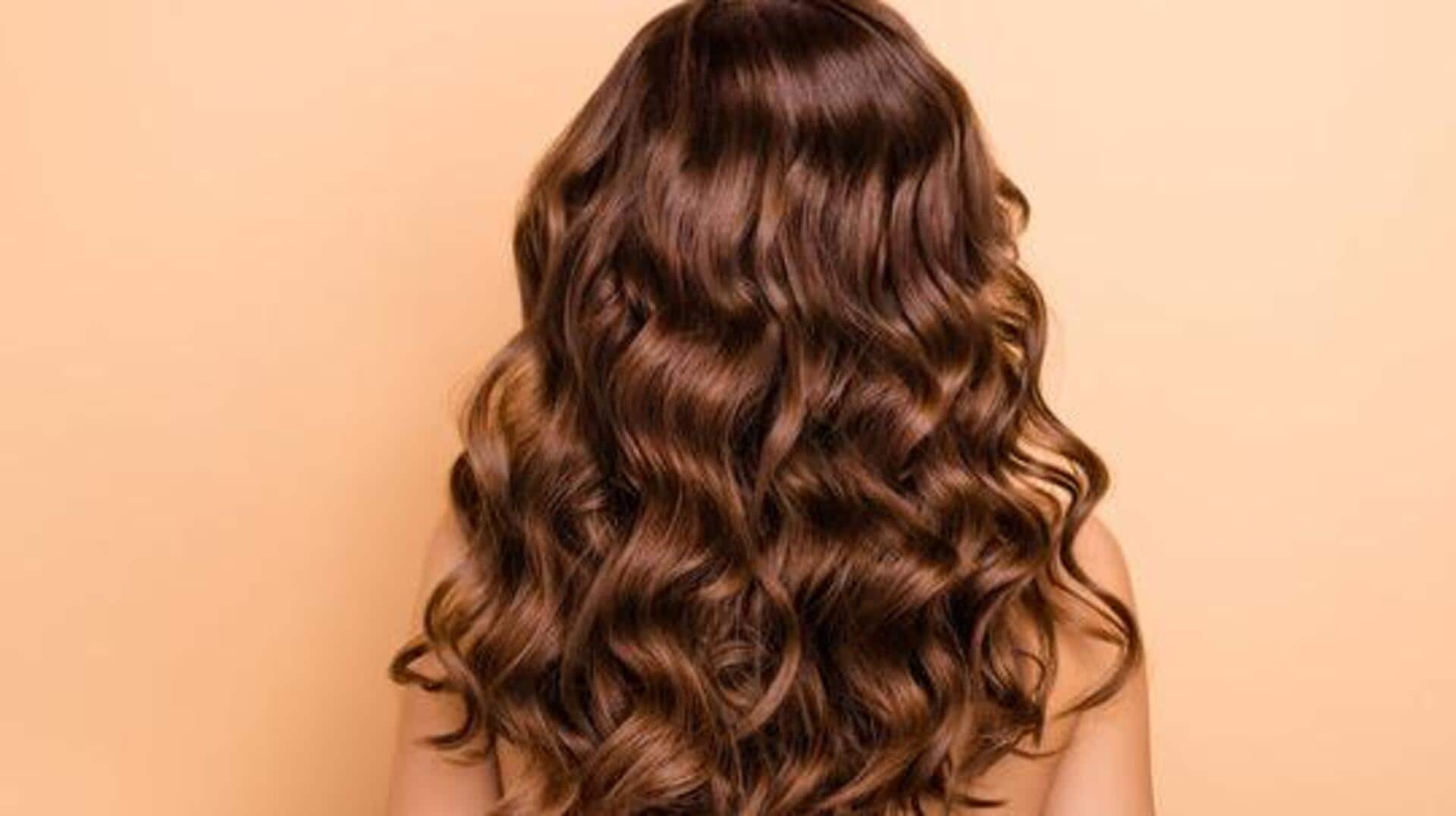 Hair plopping: A natural way to achieve bouncy curls 