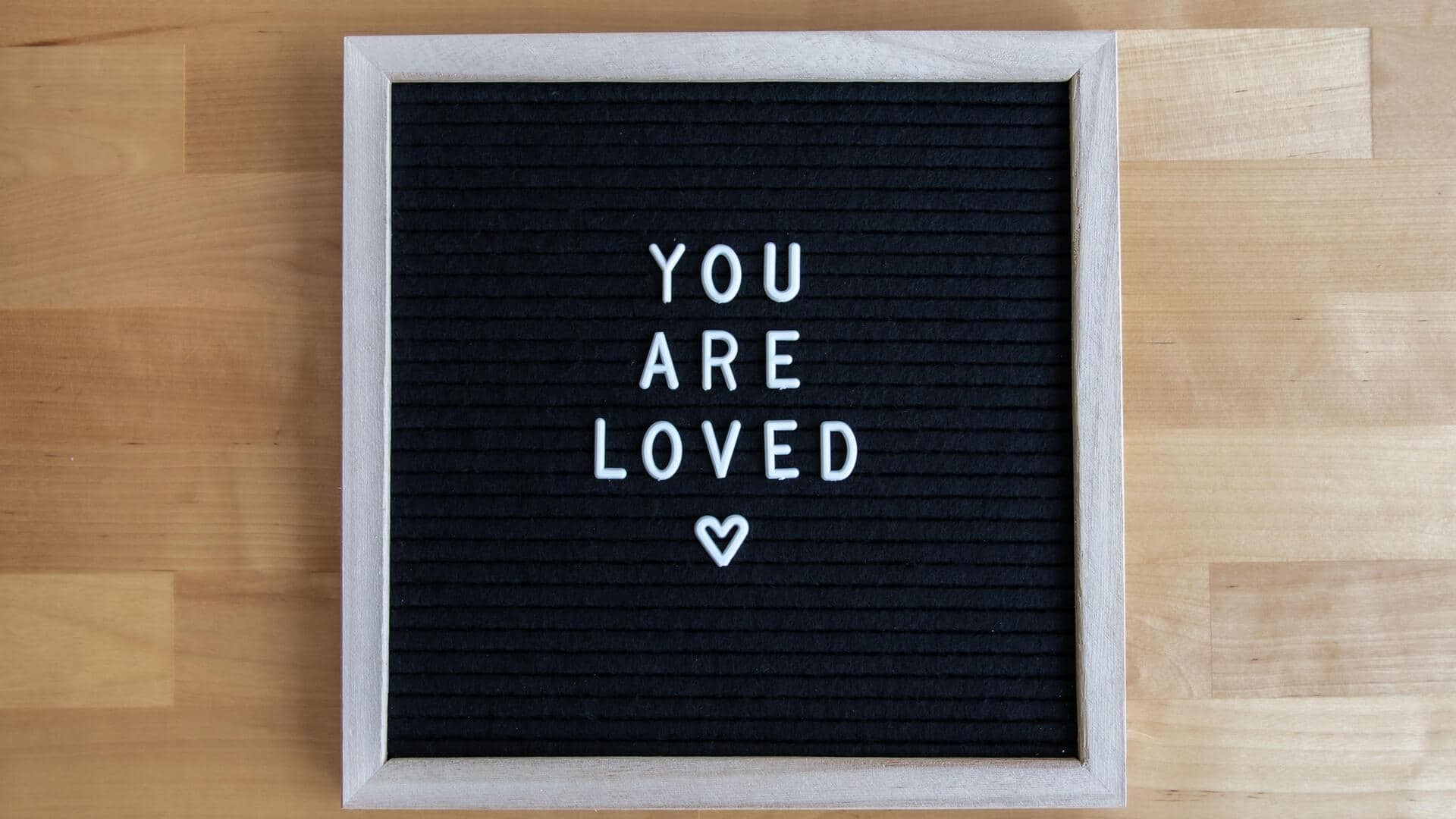 How to make a personal affirmation board