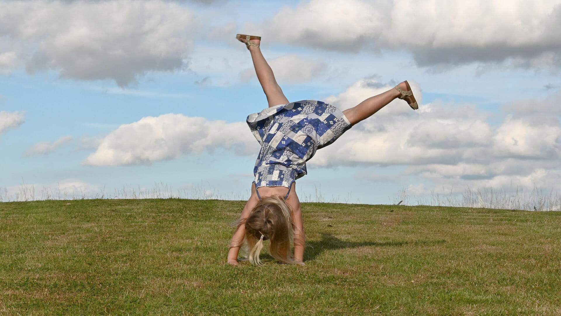 Master somersaults with these beginner-friendly tips