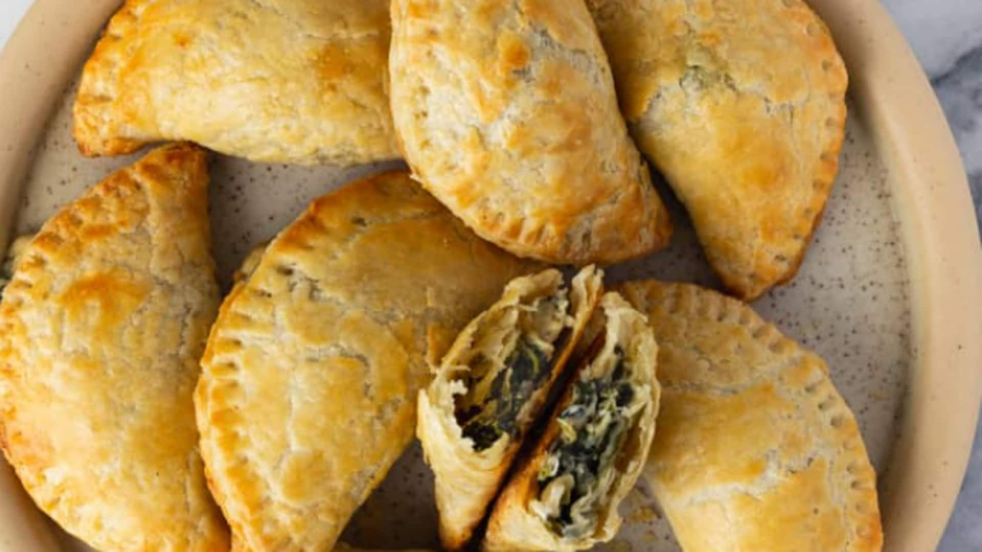 Try this Argentine vegetarian empanadas recipe at home