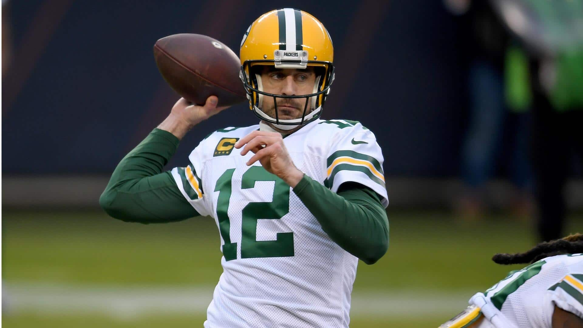 #ThisDayThatYear: Rodgers equals NFL record for half-time touchdown passes (2014)