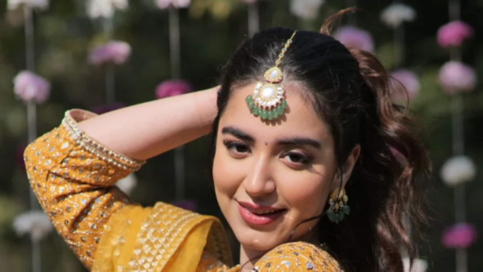 Classic hair accessories every Indian hairstyle needs Classic hair accessories every Indian hairstyle needs