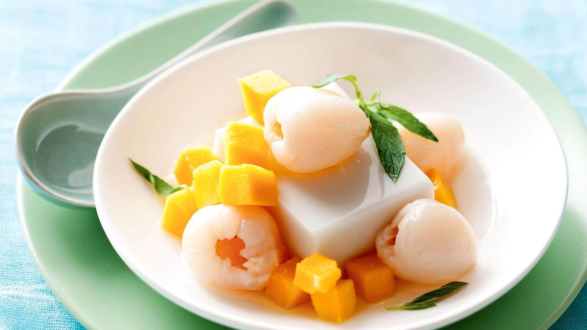 How to use lychee in dishes and surprise your tongue