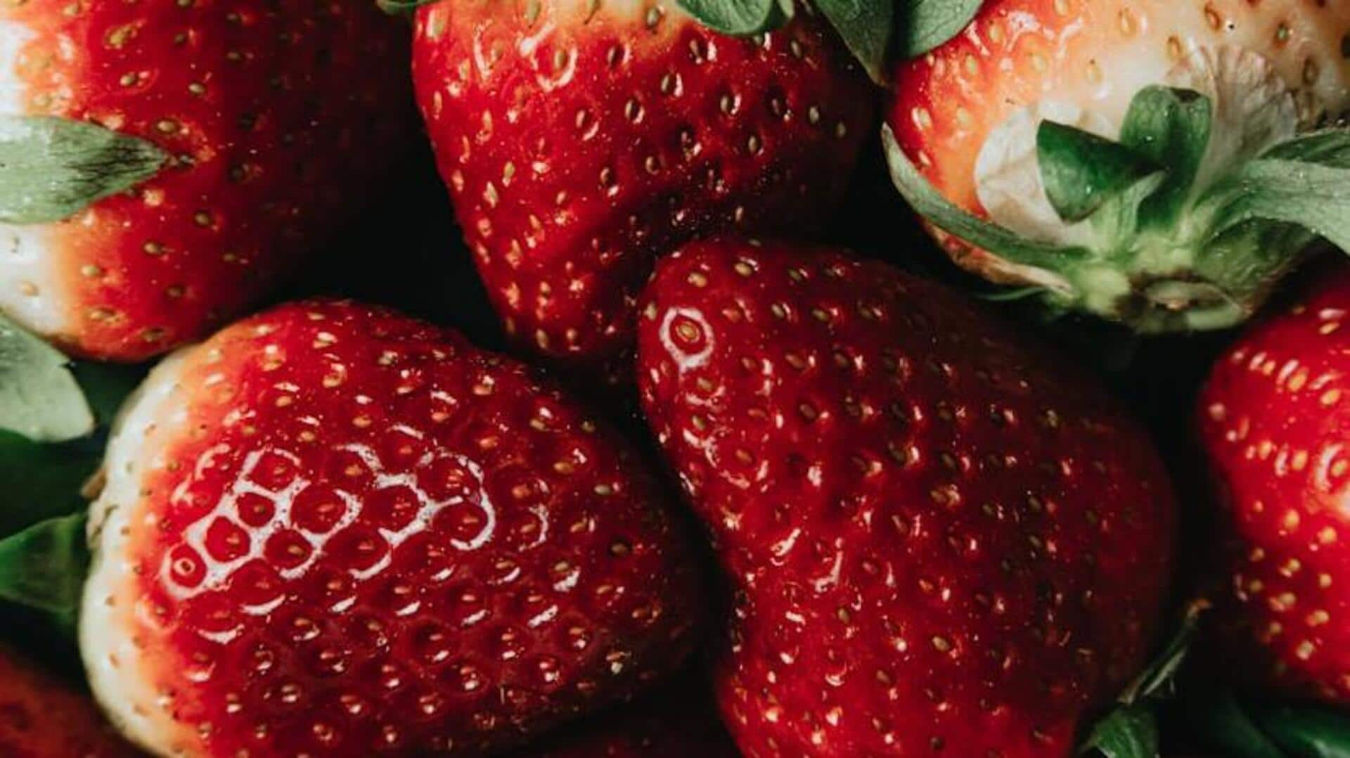 Elevate your vegan sauces with these strawberry twists