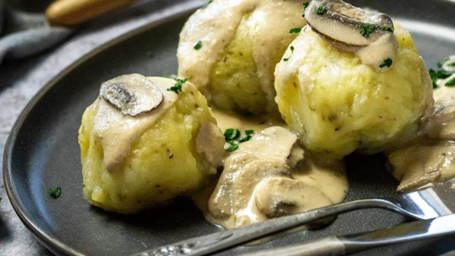 How to make German vegan potato knodel: A step-by-step guide