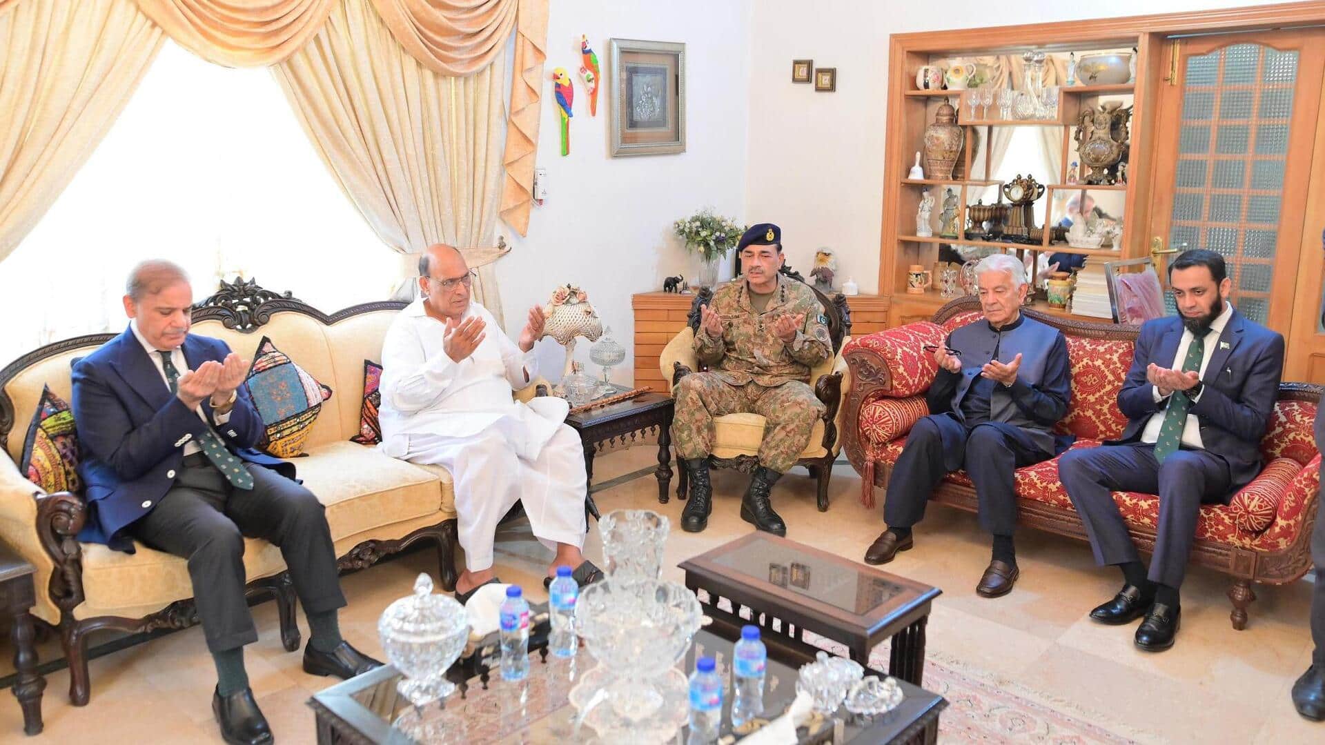 Pakistan's top-brass meet privately at ex-PM's farmhouse; what was discussed Pakistan's top-brass meet privately at ex-PM's farmhouse; what was discussed