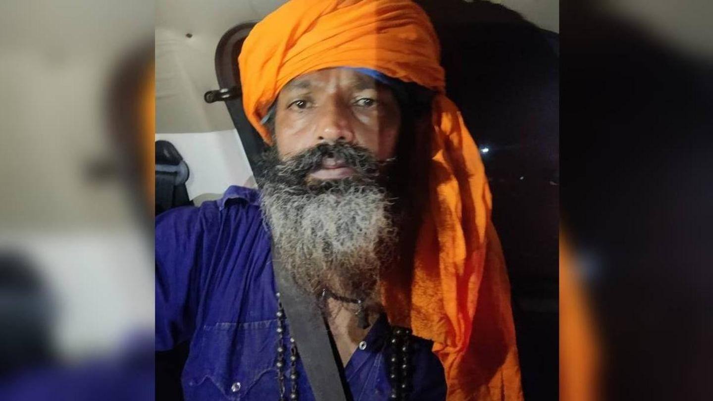 Nihang surrenders to police taking responsibility for murder Nihang surrenders to police taking responsibility for murder