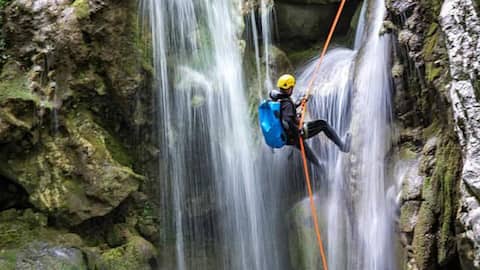 Mutarazi Falls: Africa's most thrilling rappelling spot 