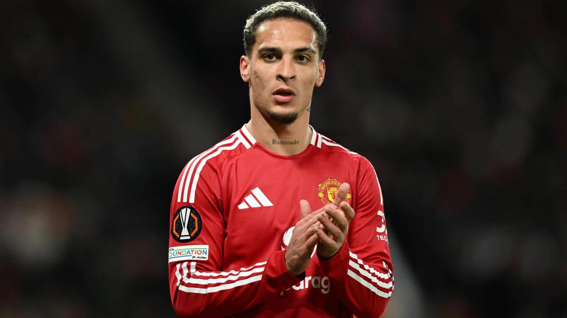 Manchester United accept bid from Real Betis for Antony Manchester United accept bid from Real Betis for Antony